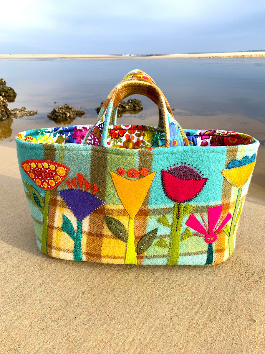 Stitch by the Sea 2026